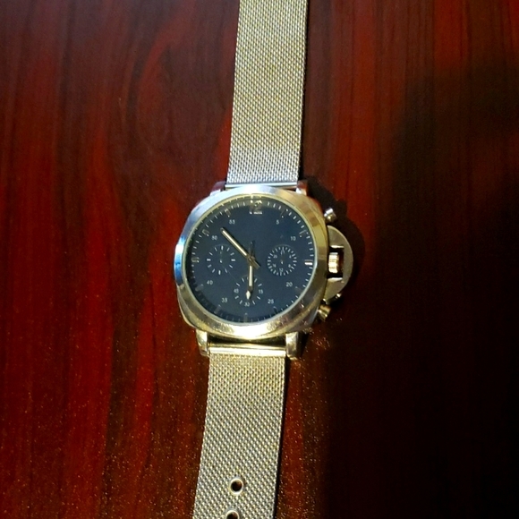1 stainless steel watch - Picture 2 of 3